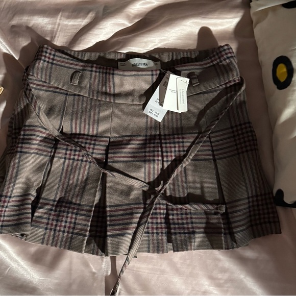 hollister mid rise mini skirt - Picture 1 of 3